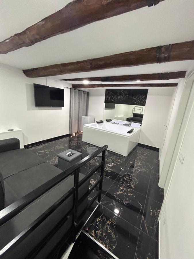 Giovanni Luxury Suites Naples Exterior photo