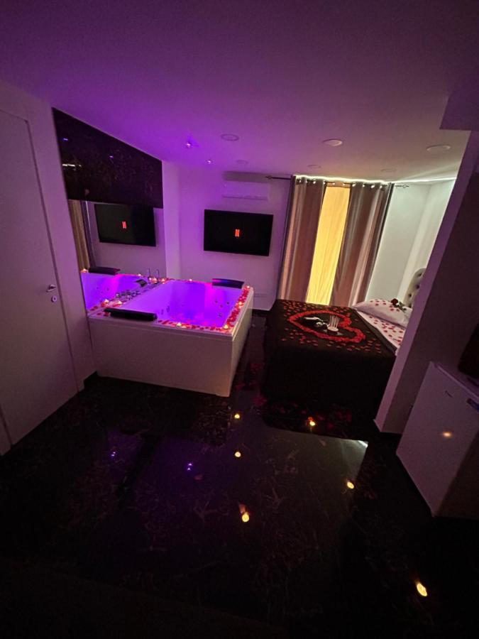 Giovanni Luxury Suites Naples Exterior photo